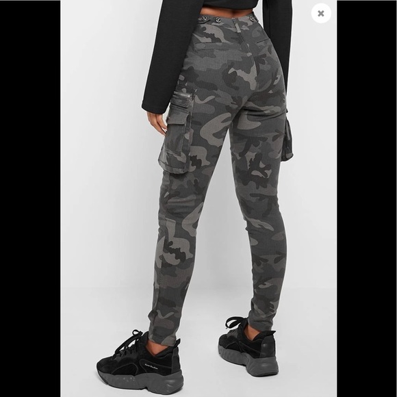 MANIERE DE VOIR CARGO - Picture 5 of 7